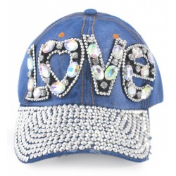 Шапка от дънков плат с козирка и декорация от бели камъни